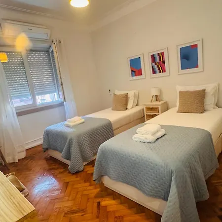 Deluxe Lisbon- Roma Avenue *